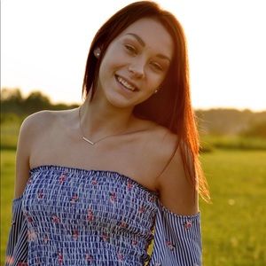 Meet your Posher, Bethanie-leighan